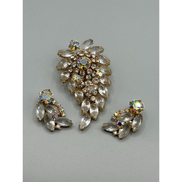 Vintage Rhinestones Brooch & Clip On Earrings Set Clear Stones AB Stones Finish - Picture 2 of 10